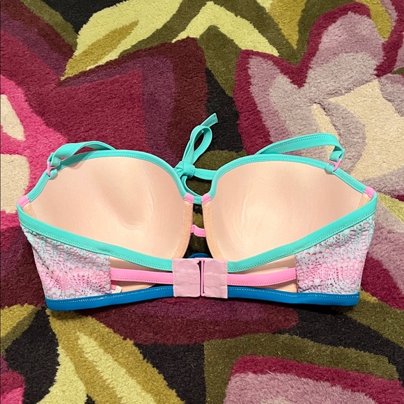 Victoria's Secret Bikini Set - Picture 3 of 8